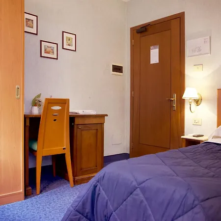 Silva Hotel 3*