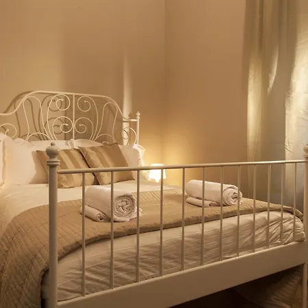 Un Attimo A Bed & Breakfast Rome