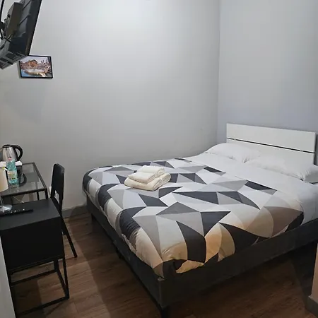 Affittacamere Trastevere Guestrooms *