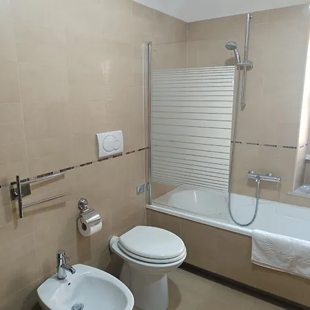 Tia Tourist Apartment Rome