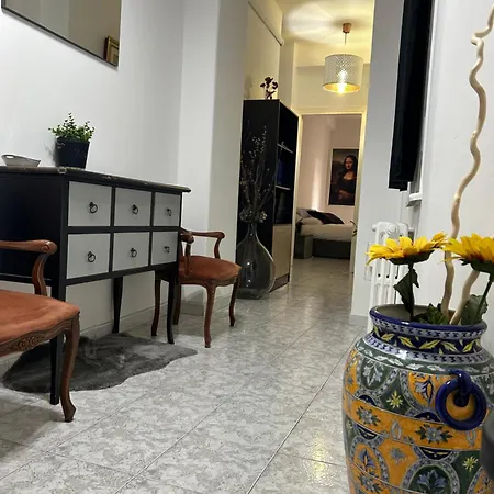 Apartment Candelor's House - & Garden In Gianicolense *