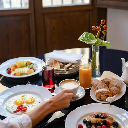 Palazzo Talia - Small Luxury Of The World Hotel Rome