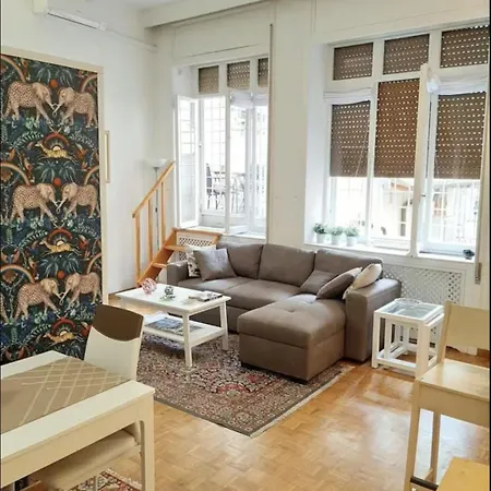 Diana's Loft Apartment *