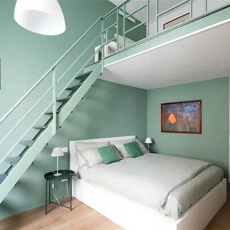 Apartment New Lovely Near The Metro A *
