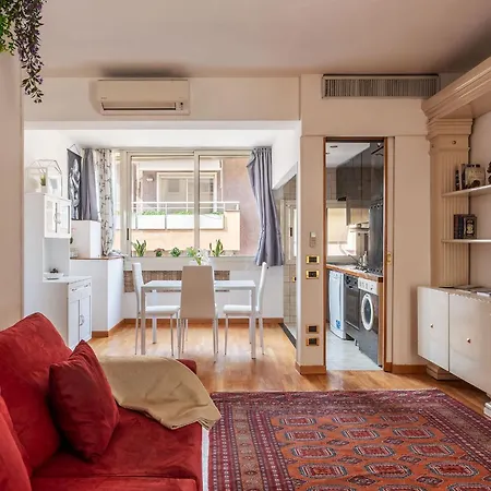 Apartment Along The Tiber Rome