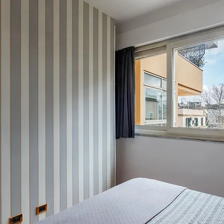 Apartment Along The Tiber