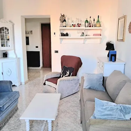 Travertino Apartment *