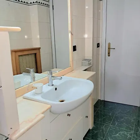 Travertino Apartment *