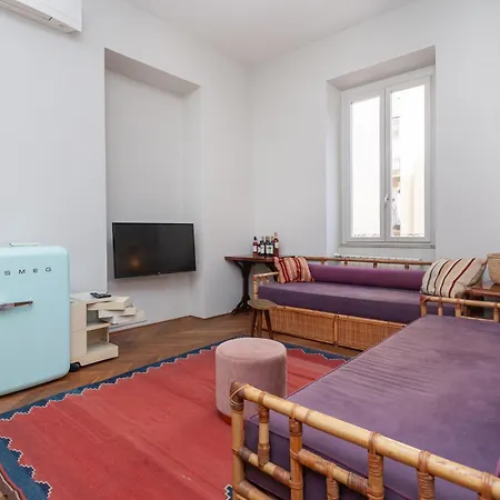 Piazza Vittorio Retreat *
