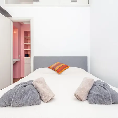 Piazza Vittorio Retreat Apartment Rome