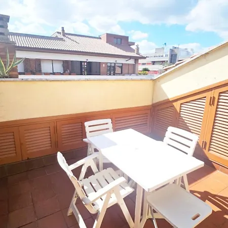 Apartment Cozy Little Penthouse With Terrace In Rome Rome