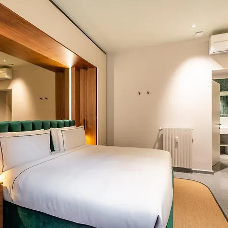Luxury Near Colosseum Rome