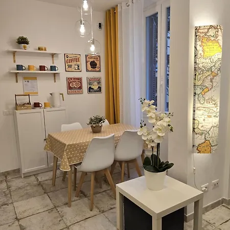 Angolo Apartment *