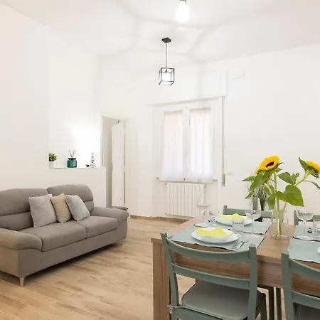 Modern - Trastevere & Vaticano Apartment Rome