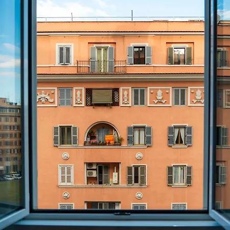 Apartment San Giovanni Art Rome