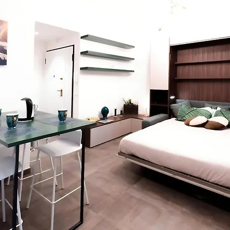 Apartament 4 Min From Metro 