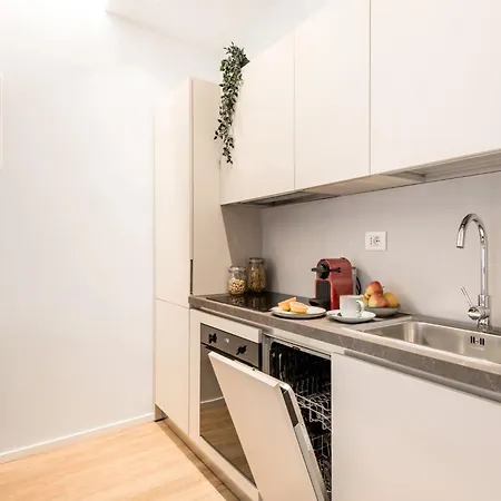 The Rent - Spacious Near Castel Sant'angelo Apartment *