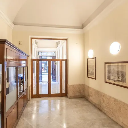 Apartment Amazing Via Del Tritone Rome