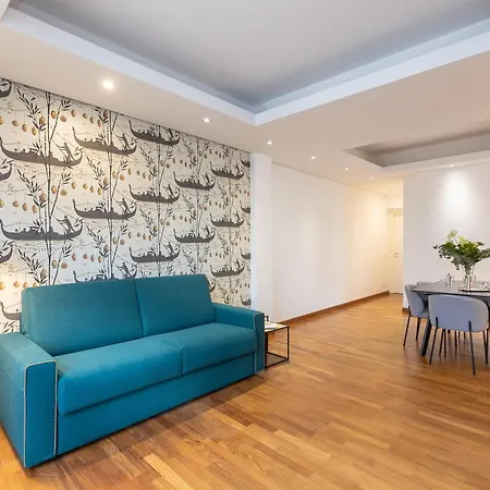 Amazing Via Del Tritone Apartment *