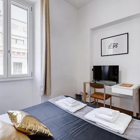 Bdc - Majestic 4-bdr In Termini Apartment *