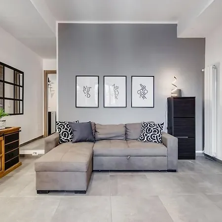 Apartment Bdc - Majestic 4-bdr In Termini