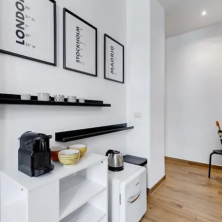 Apartment Bdc - Majestic 4-bdr In Termini