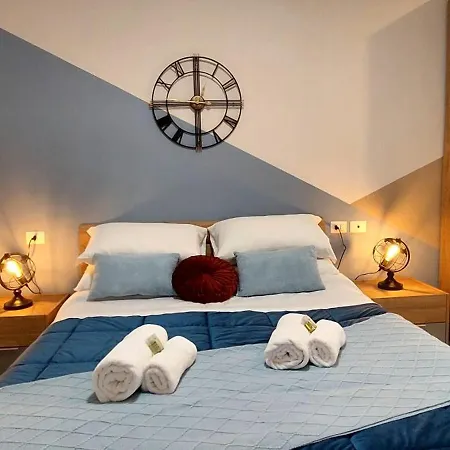 Apartament Stazione Blu Novecento *