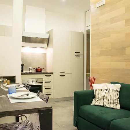 Largo Leopardi Modern Apartment Rome