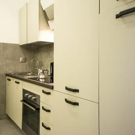 Largo Leopardi Modern * Rome
