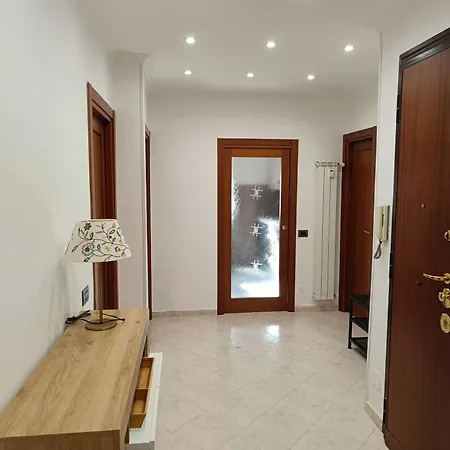 Tia Tourist Apartment