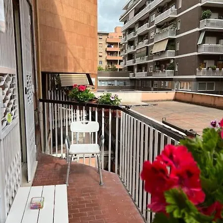3 Fermate Dal Colosseo - Elena - 50 M Da Metro Garbatella Casa vacanze