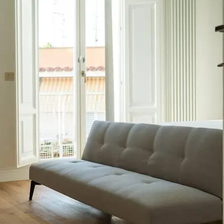 Casa Mirabella * Rome