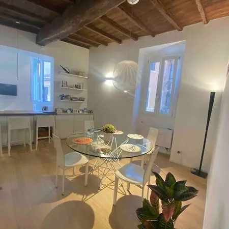 Holiday home Casa Titti A Trastevere