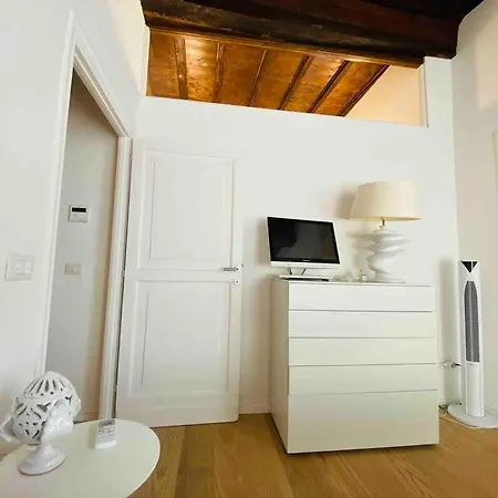 Casa Titti A Trastevere Holiday home Rome