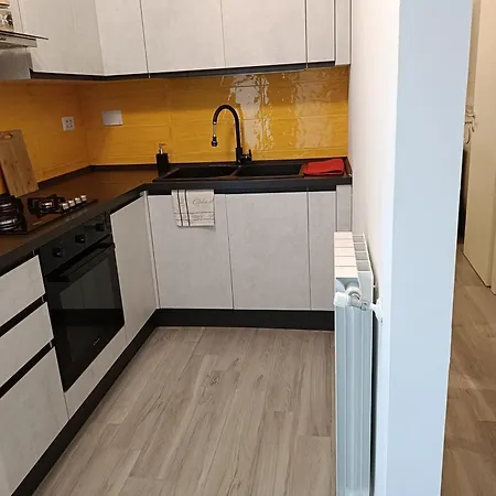 Mirto House Apartment *