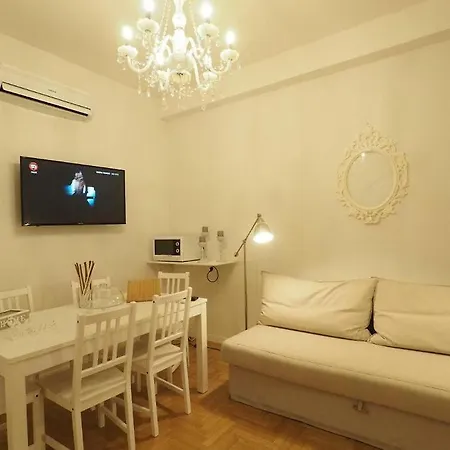 Vatican 76 Apartment *