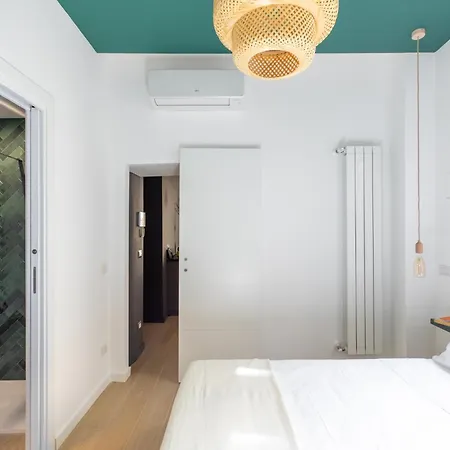 Apartment Iflat Sunny & Brand New Near Vatican Rome