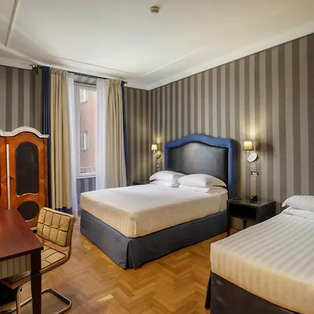 Hotel Royal Court 4*