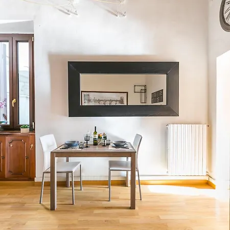 Domus Borgo Pio - San Pietro Apartment