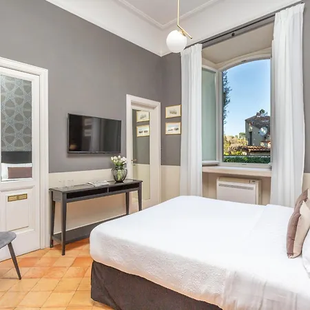 Parrasio Hotel 3*