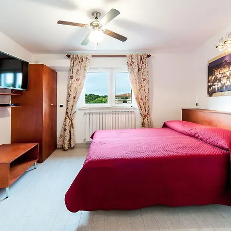 Holiday home Mons Aureus *