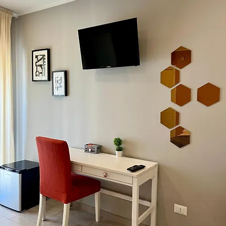 Pretty Tiburtina Guest house