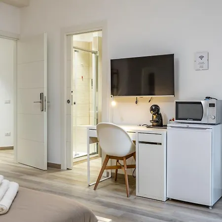 Homestay Ostiense Flat&rooms By Rentbeat Rome