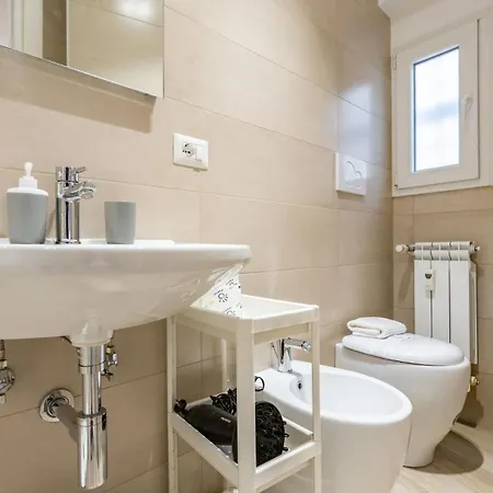 Ostiense Flat&rooms By Rentbeat *