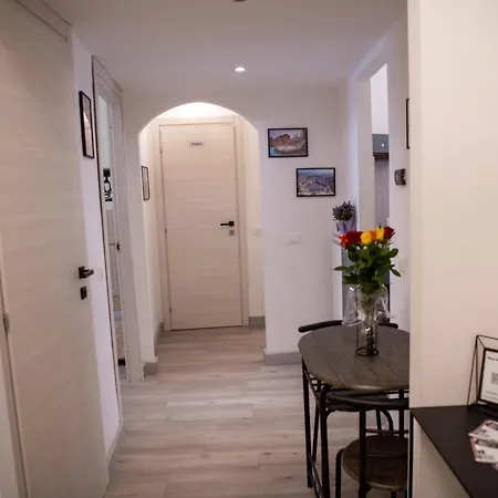 Apartment Vatican Fashion *