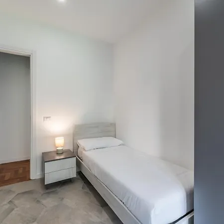Apartment Skylife Modern 4-bedroom Trastevere
