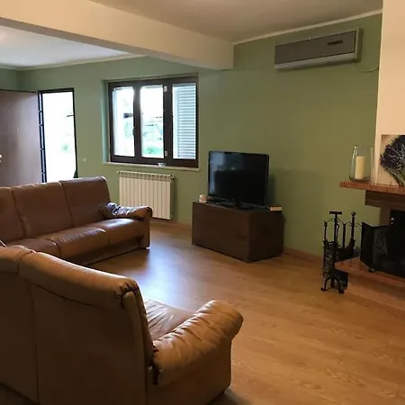 Holiday home Casale Monte Del Gatto *