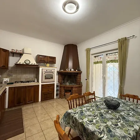 Due Leoni House Apartment Rome