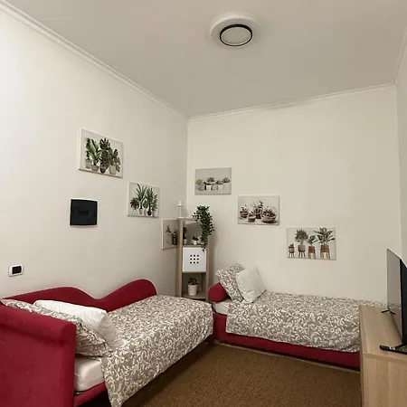 Due Leoni House *