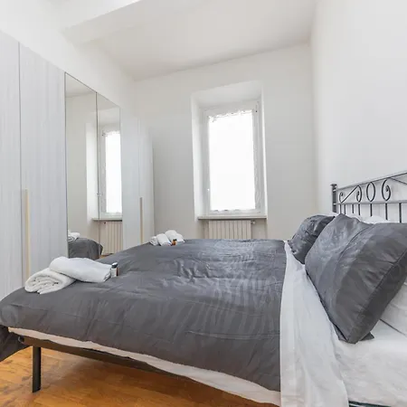 Casilina Ares Apartment
